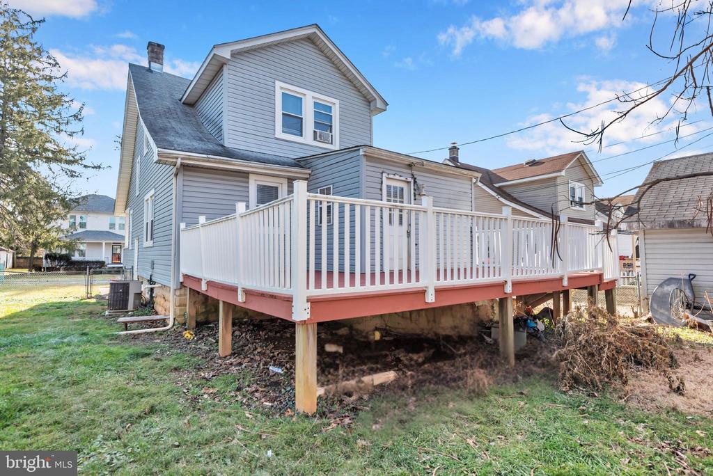 20 WALDRON AVENUE