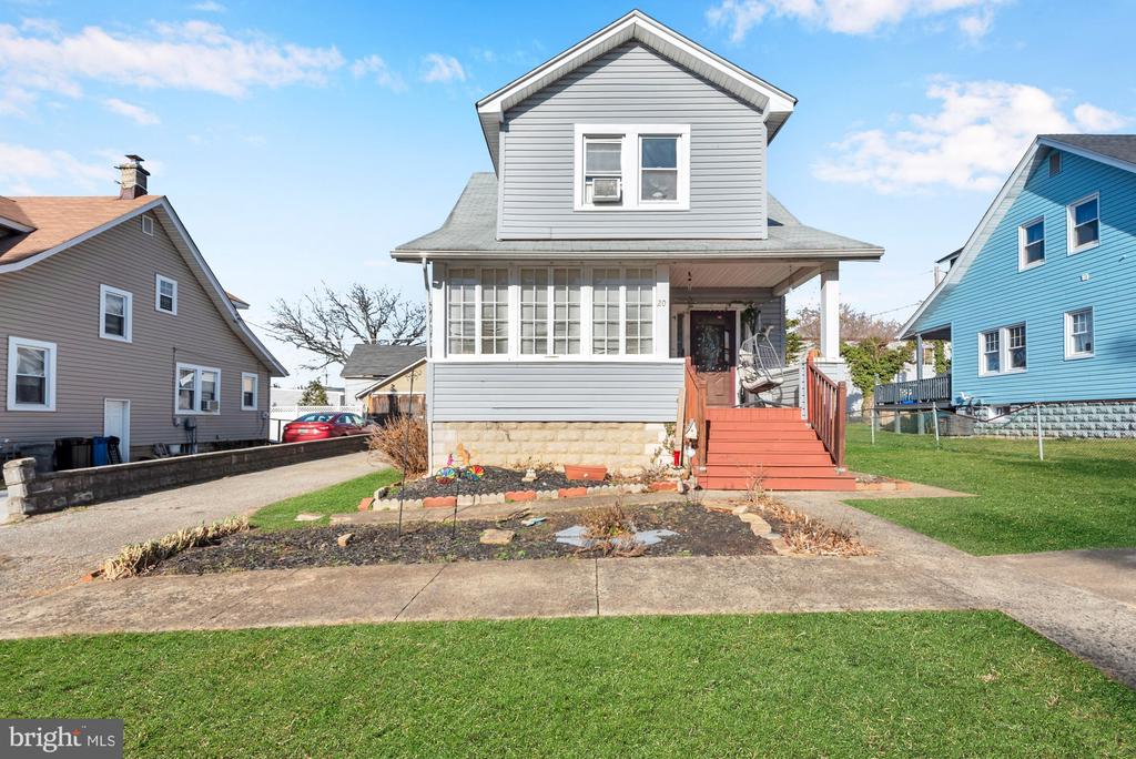 20 WALDRON AVENUE