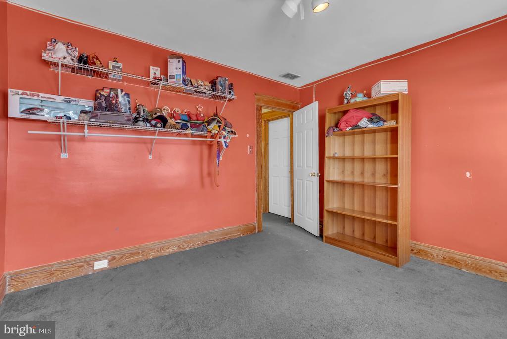 20 WALDRON AVENUE