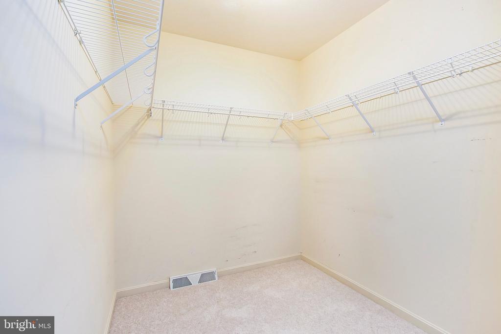 200 Mattock Dr