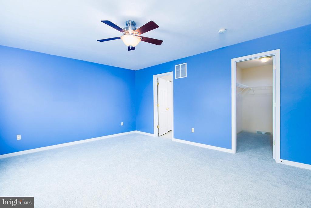 200 Mattock Dr
