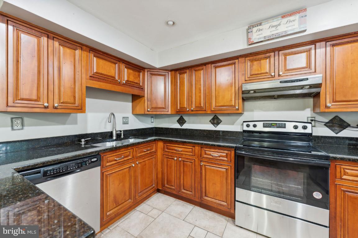 9148 Turtle Dove Ln