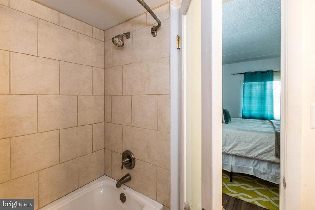 18269 LEMAN LAKE DRIVE Unit: 602