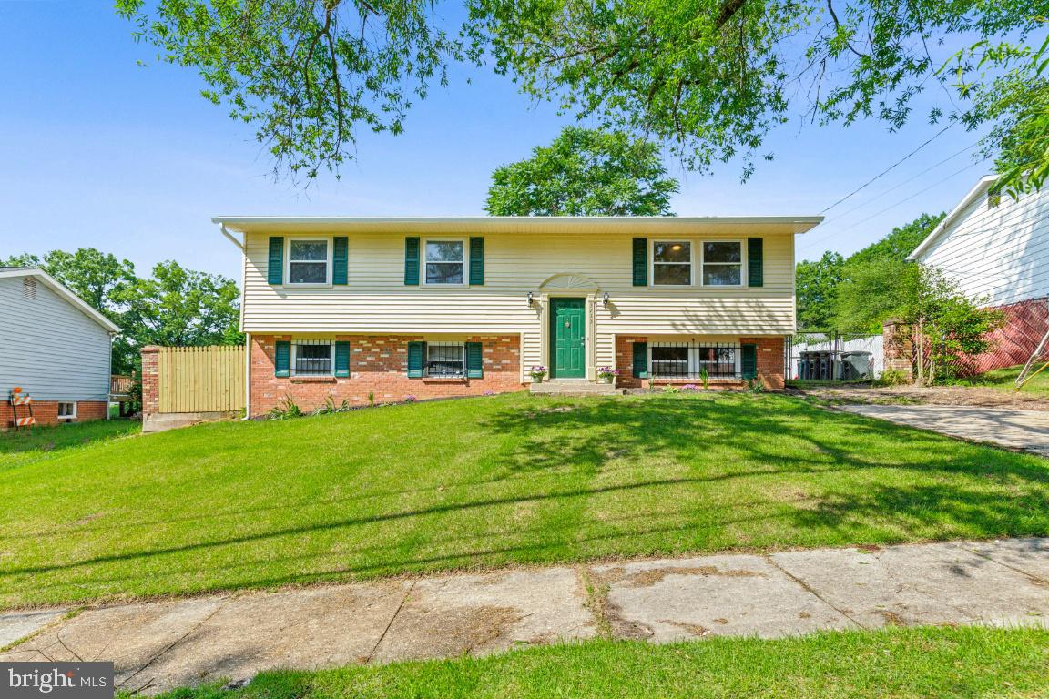 3713 Deming Dr