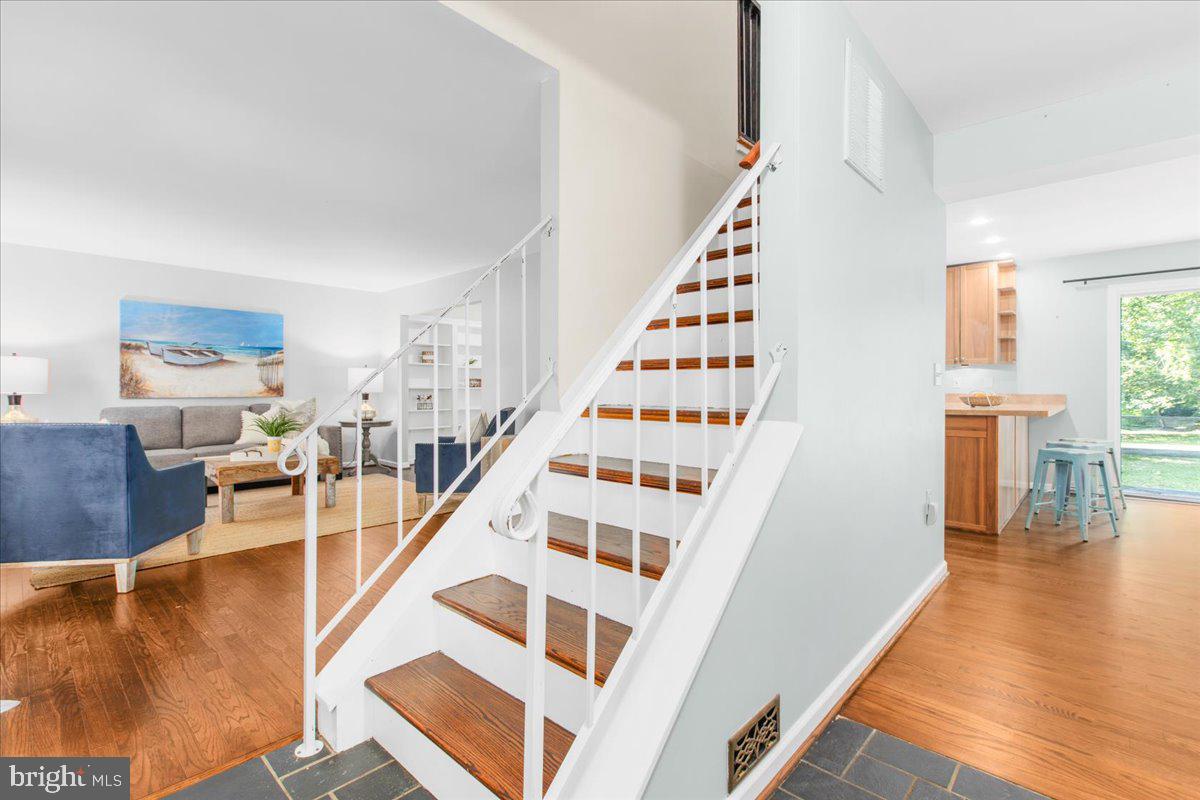 115 Woodmoor Rd