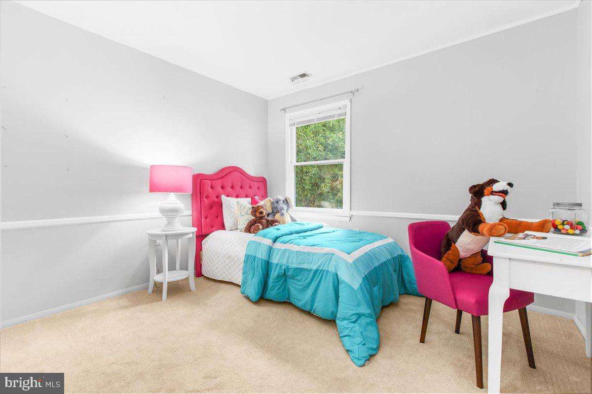115 Woodmoor Rd