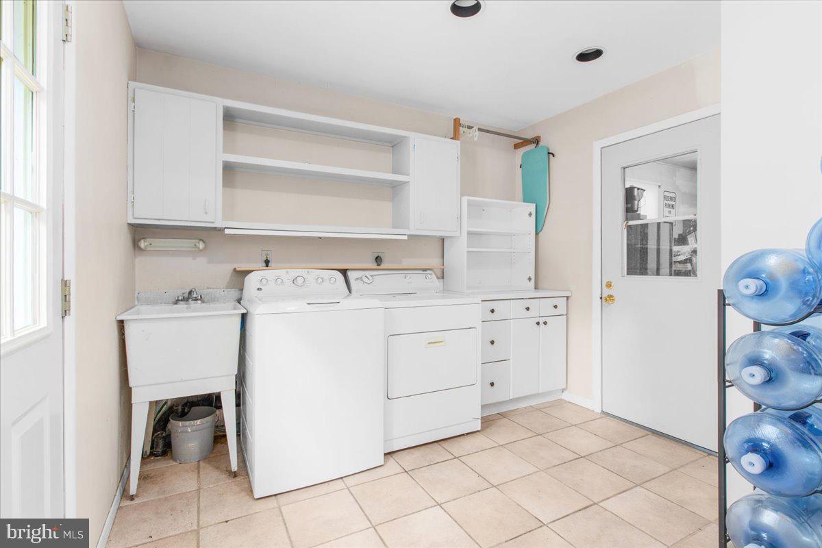 115 Woodmoor Rd