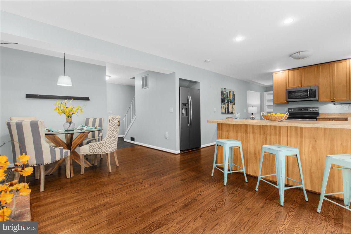 115 Woodmoor Rd