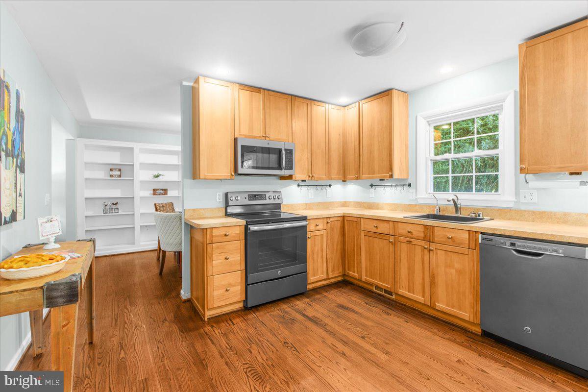 115 Woodmoor Rd