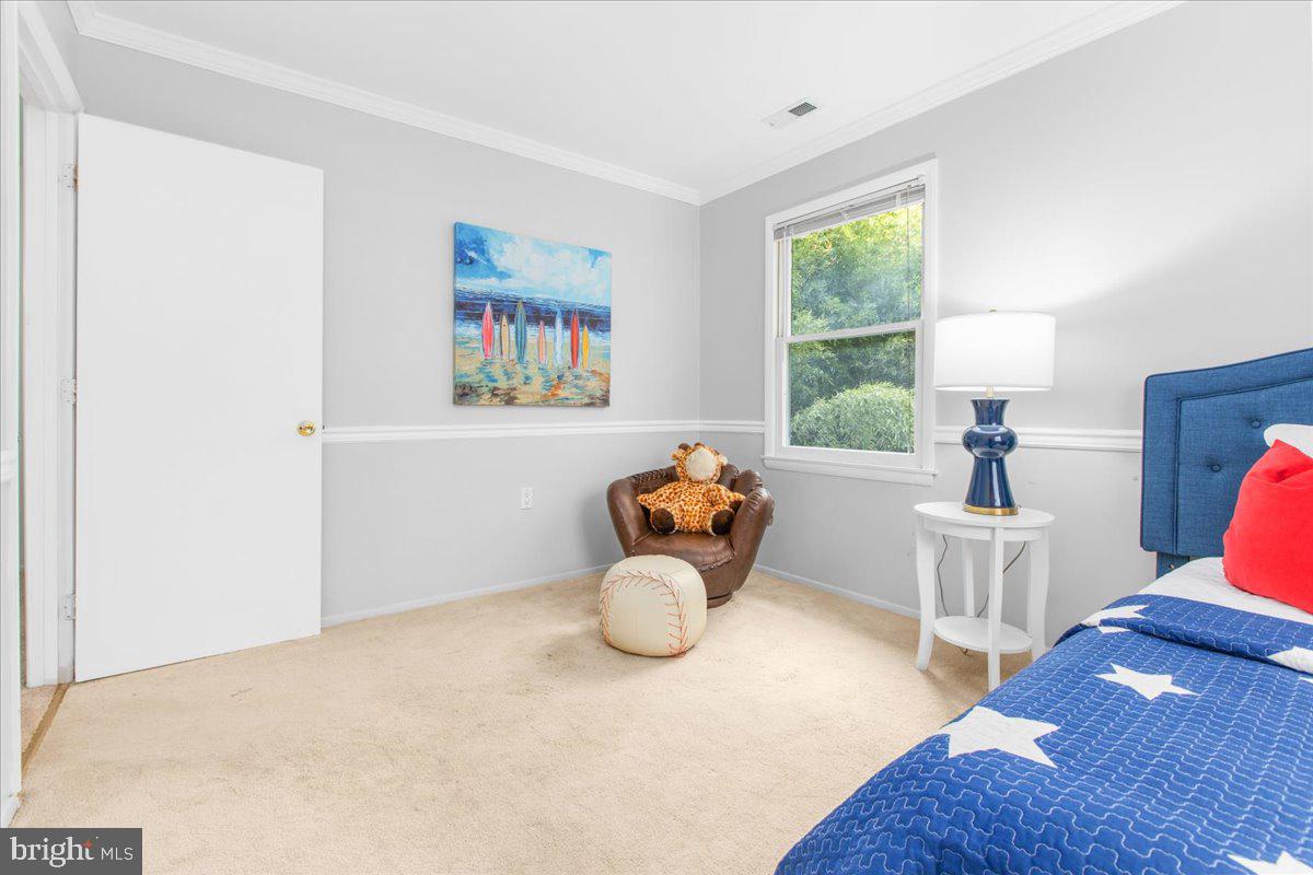 115 Woodmoor Rd