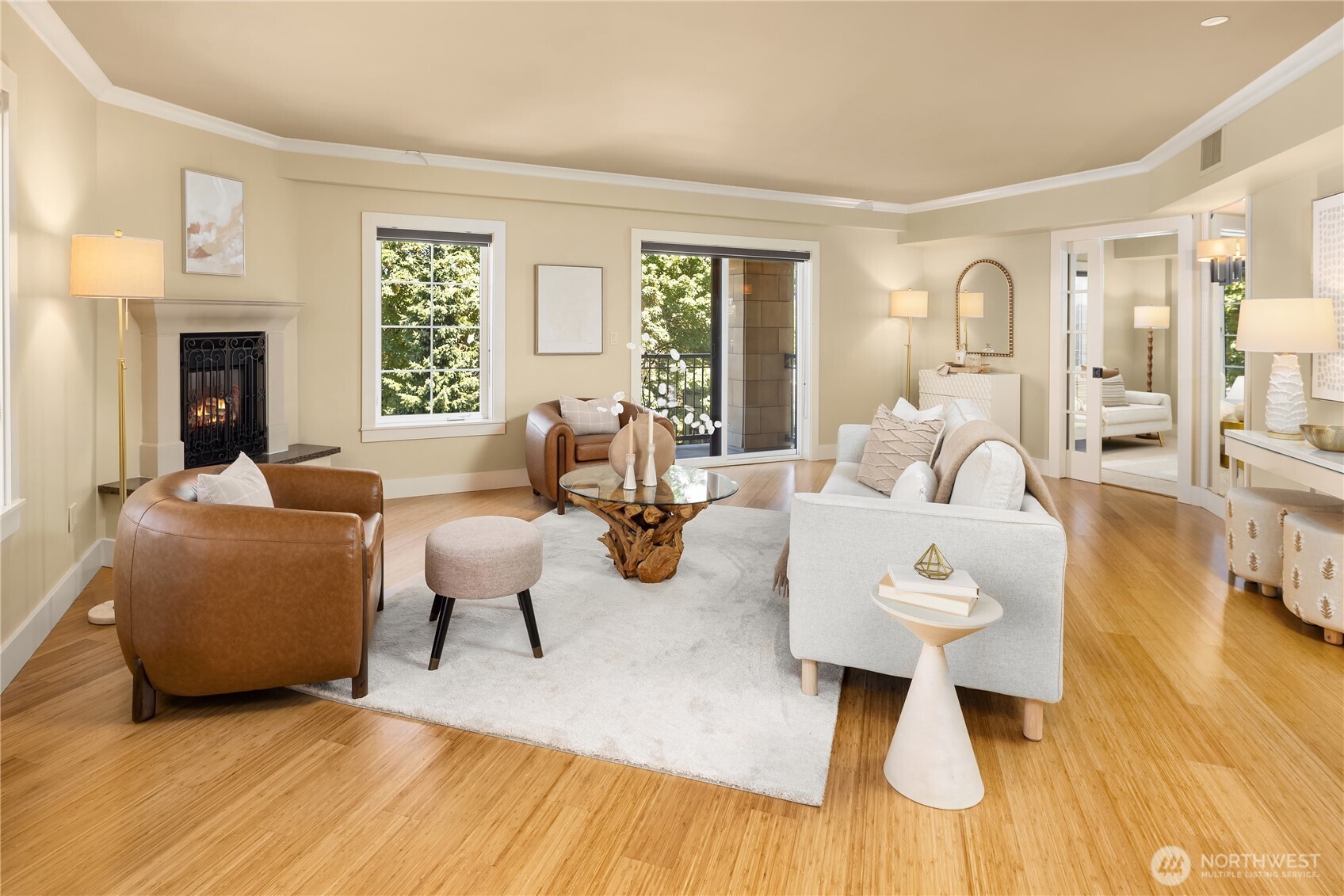 745 Bellevue Avenue E Unit: 305