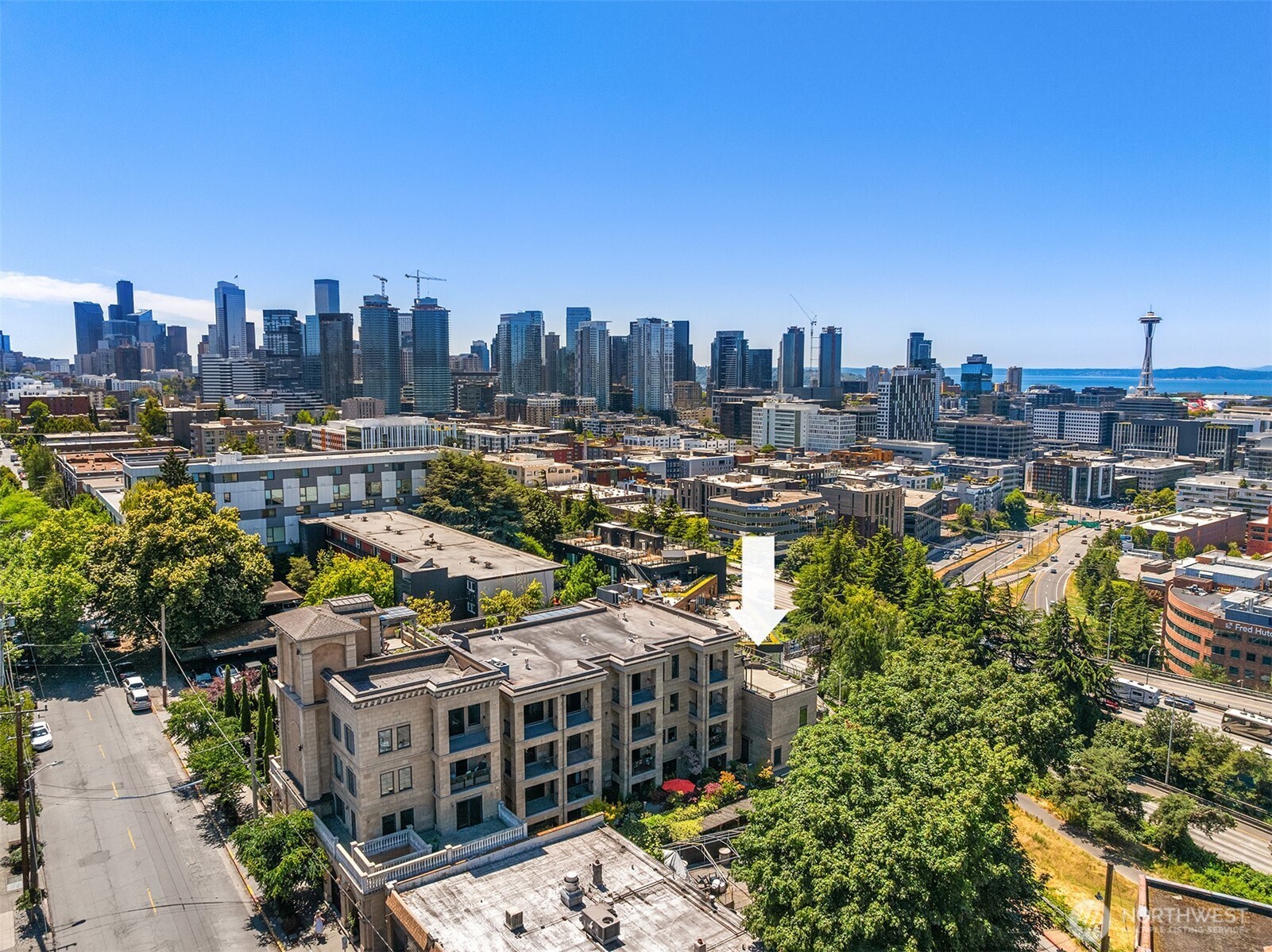 745 Bellevue Avenue E Unit: 305