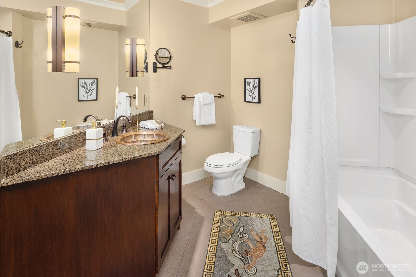 745 Bellevue Avenue E Unit: 305