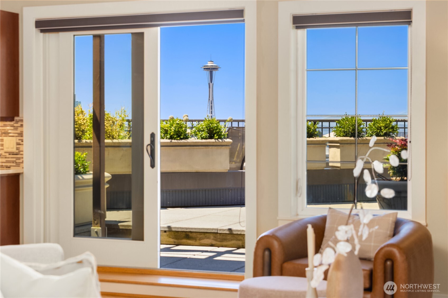 745 Bellevue Avenue E Unit: 305
