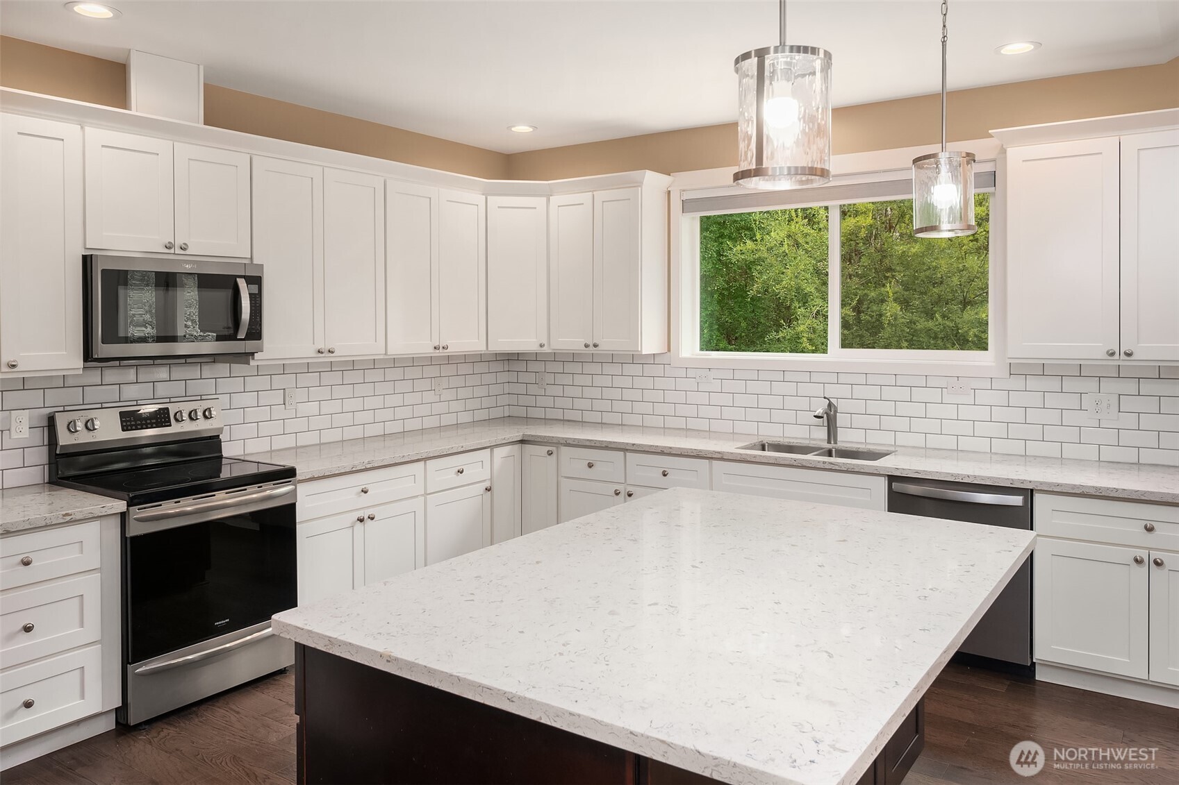 216 Cornwall Road NW Unit: 1