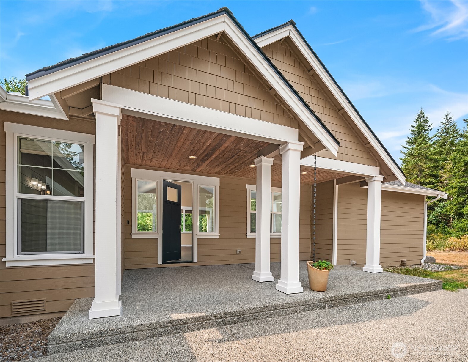 216 Cornwall Road NW Unit: 1