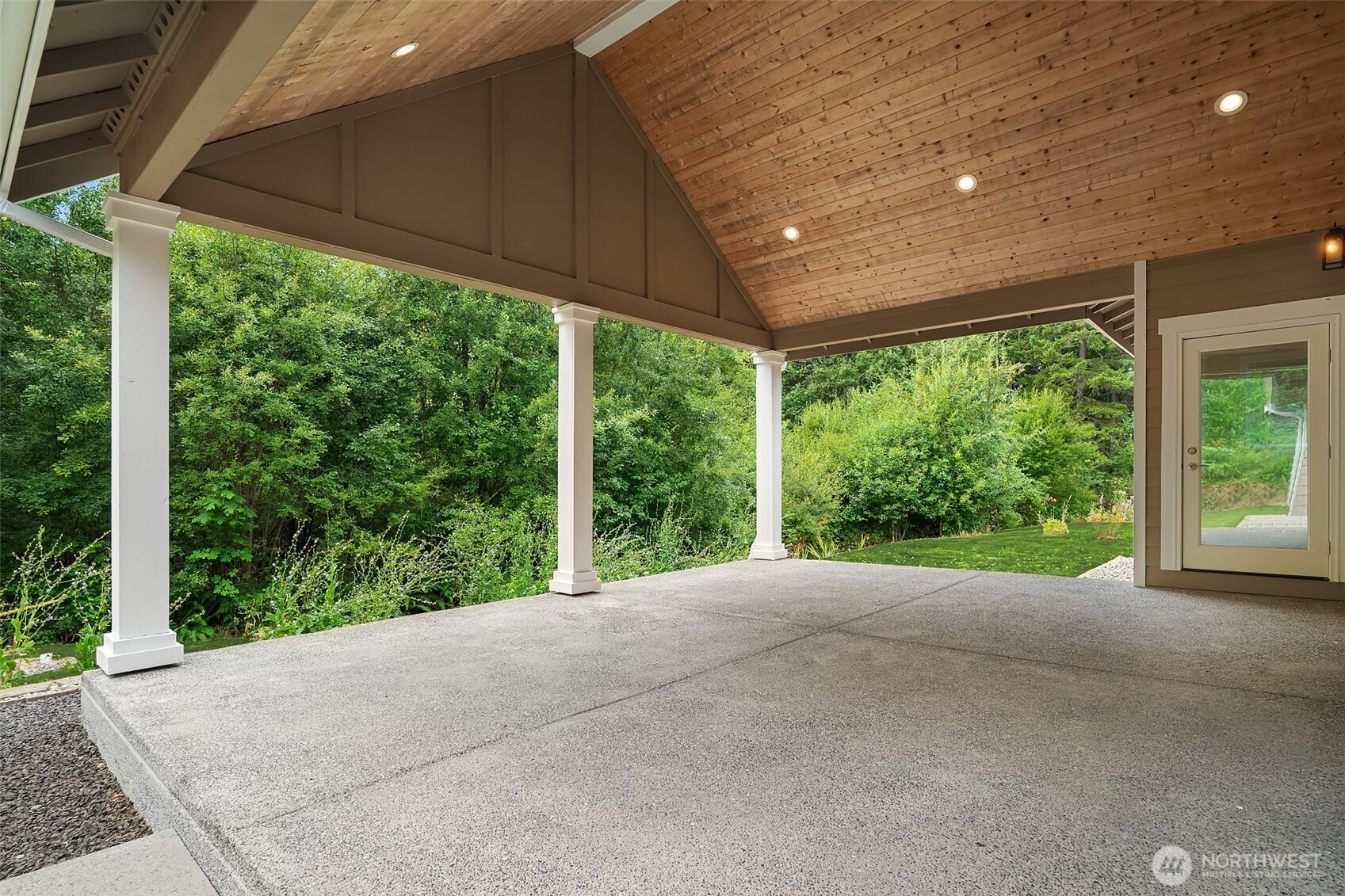 216 Cornwall Road NW Unit: 1