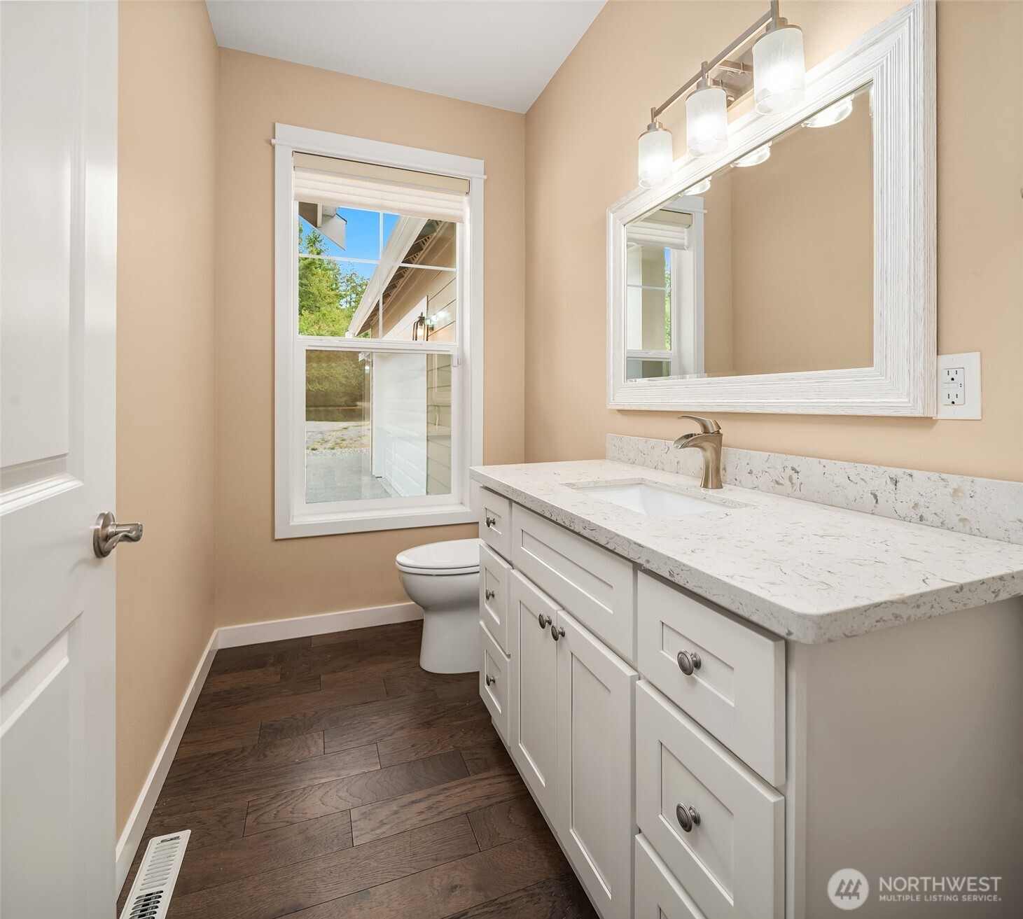 216 Cornwall Road NW Unit: 1