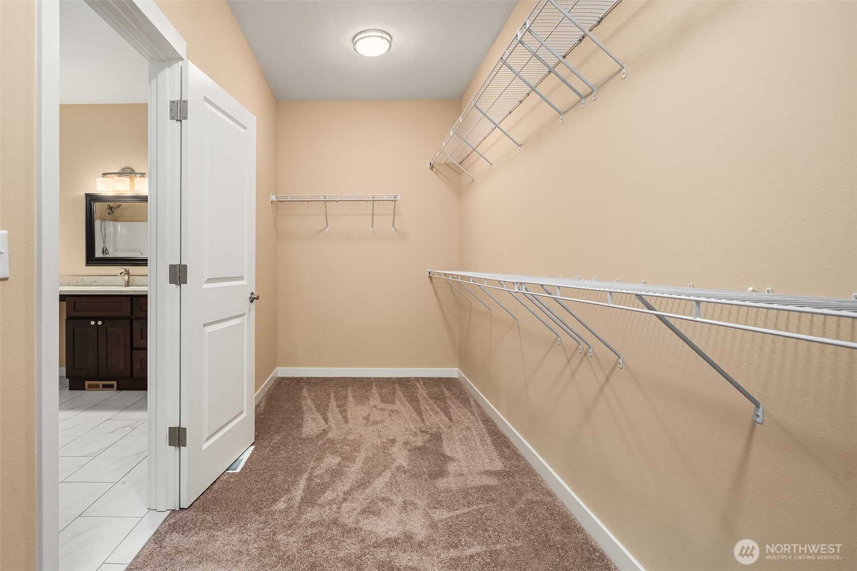 216 Cornwall Road NW Unit: 1