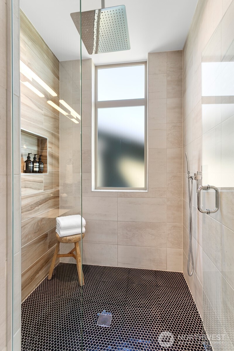 1823 26th Avenue Unit: B