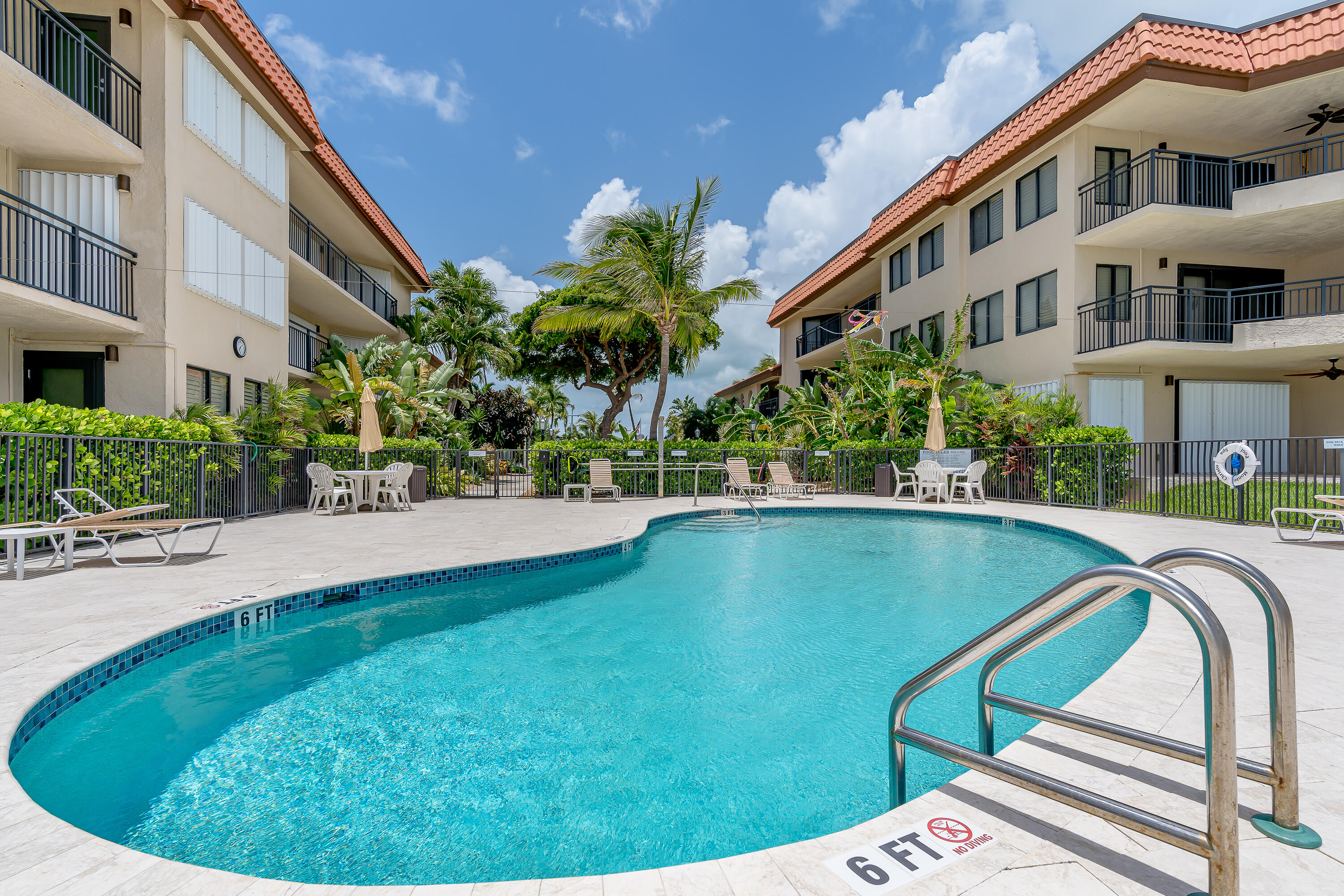 1001 W Ocean Drive 2-203