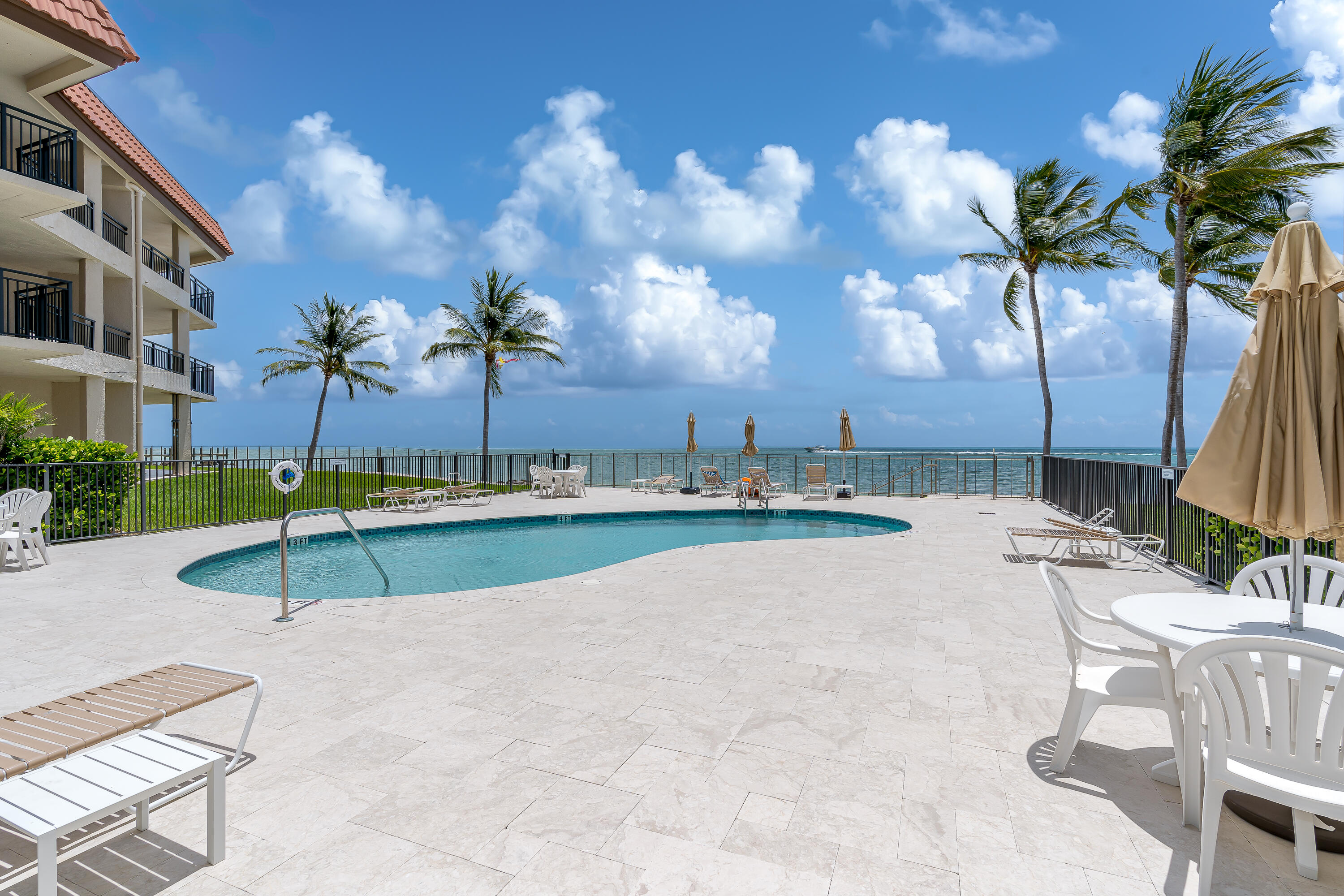1001 W Ocean Drive 2-203