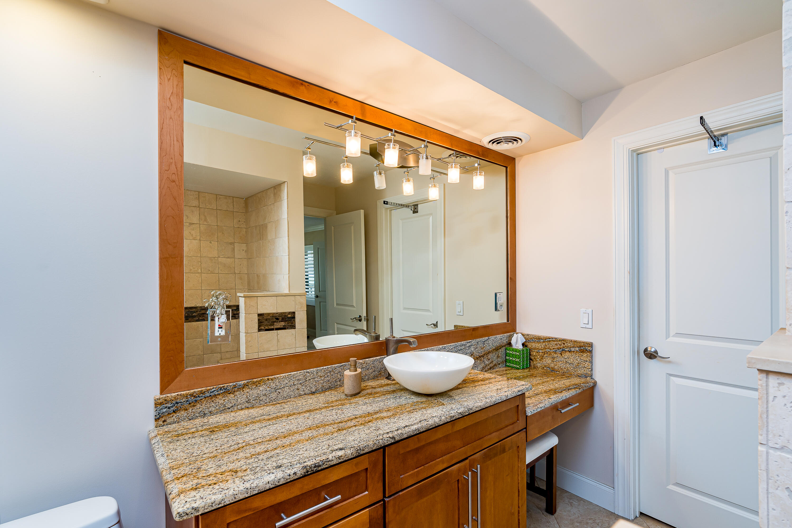 1001 W Ocean Drive 2-203
