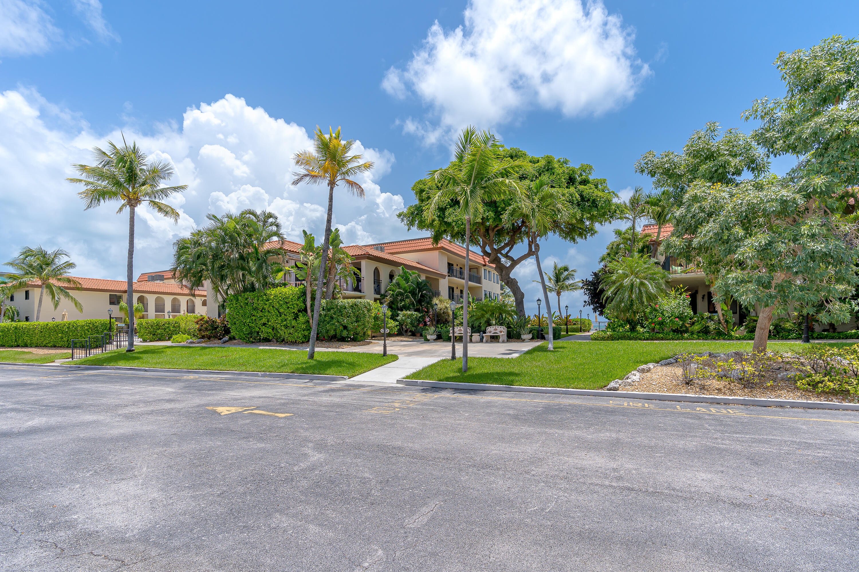 1001 W Ocean Drive 2-203