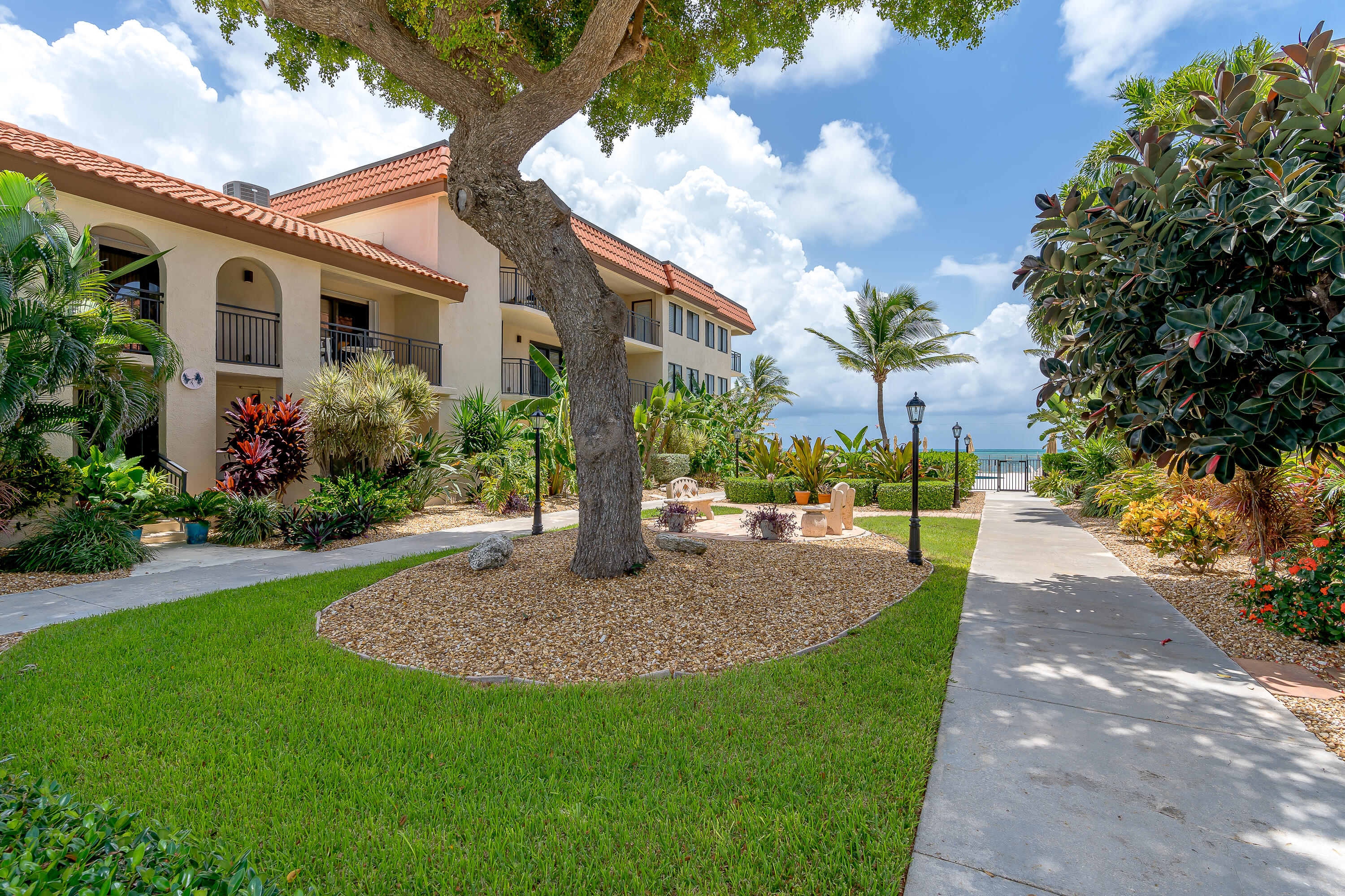 1001 W Ocean Drive 2-203