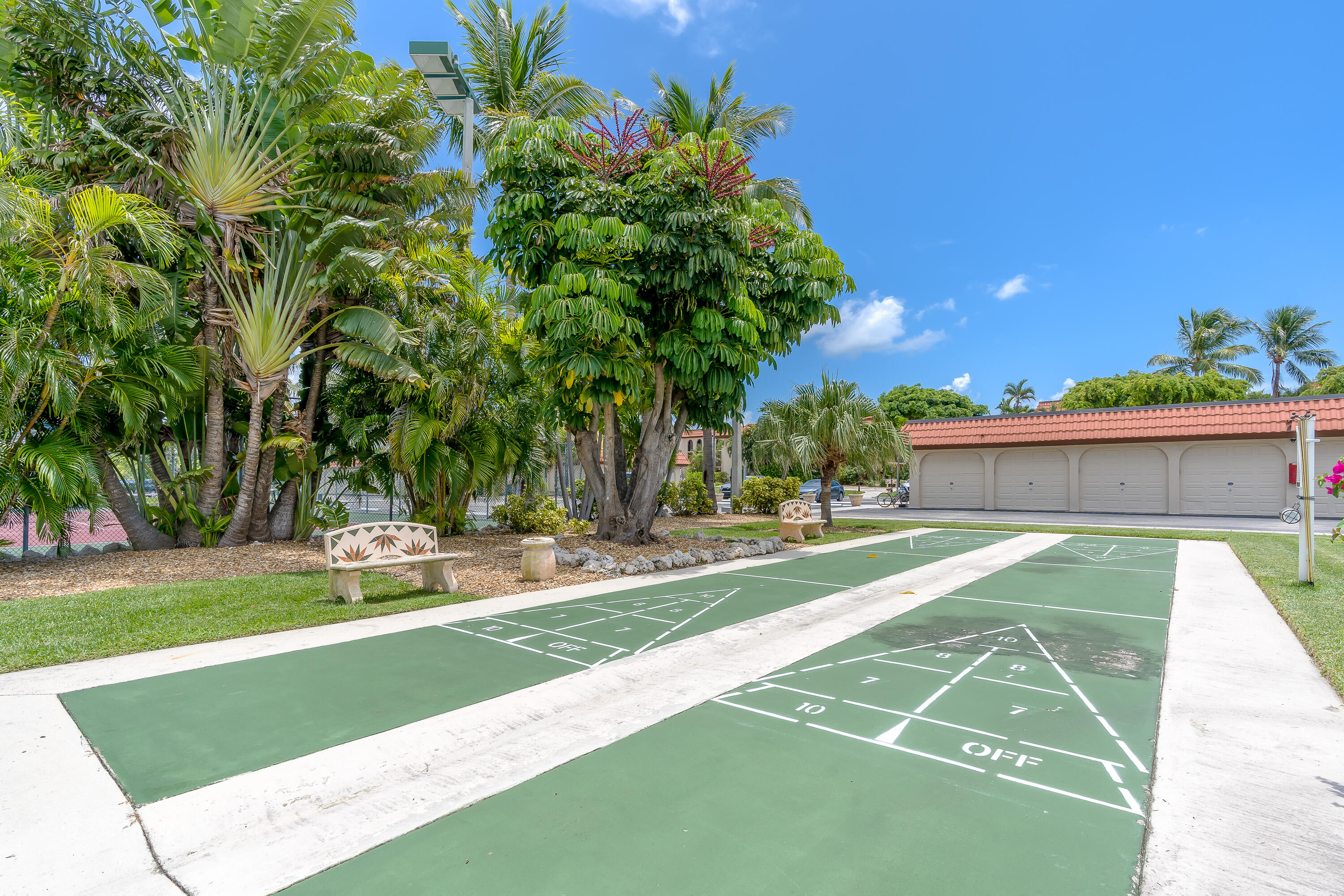 1001 W Ocean Drive 2-203