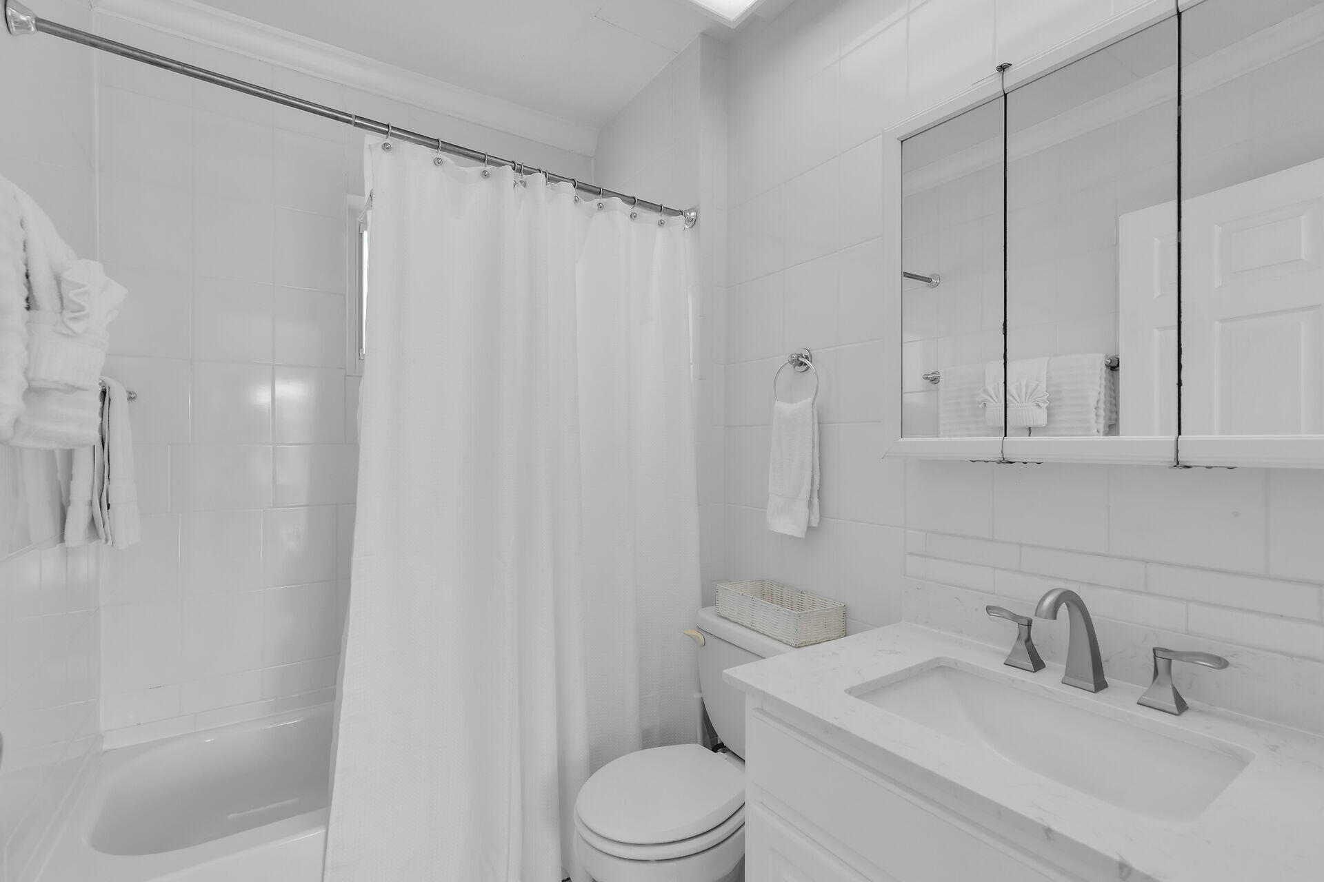 11725 3Rd Avenue Ocean