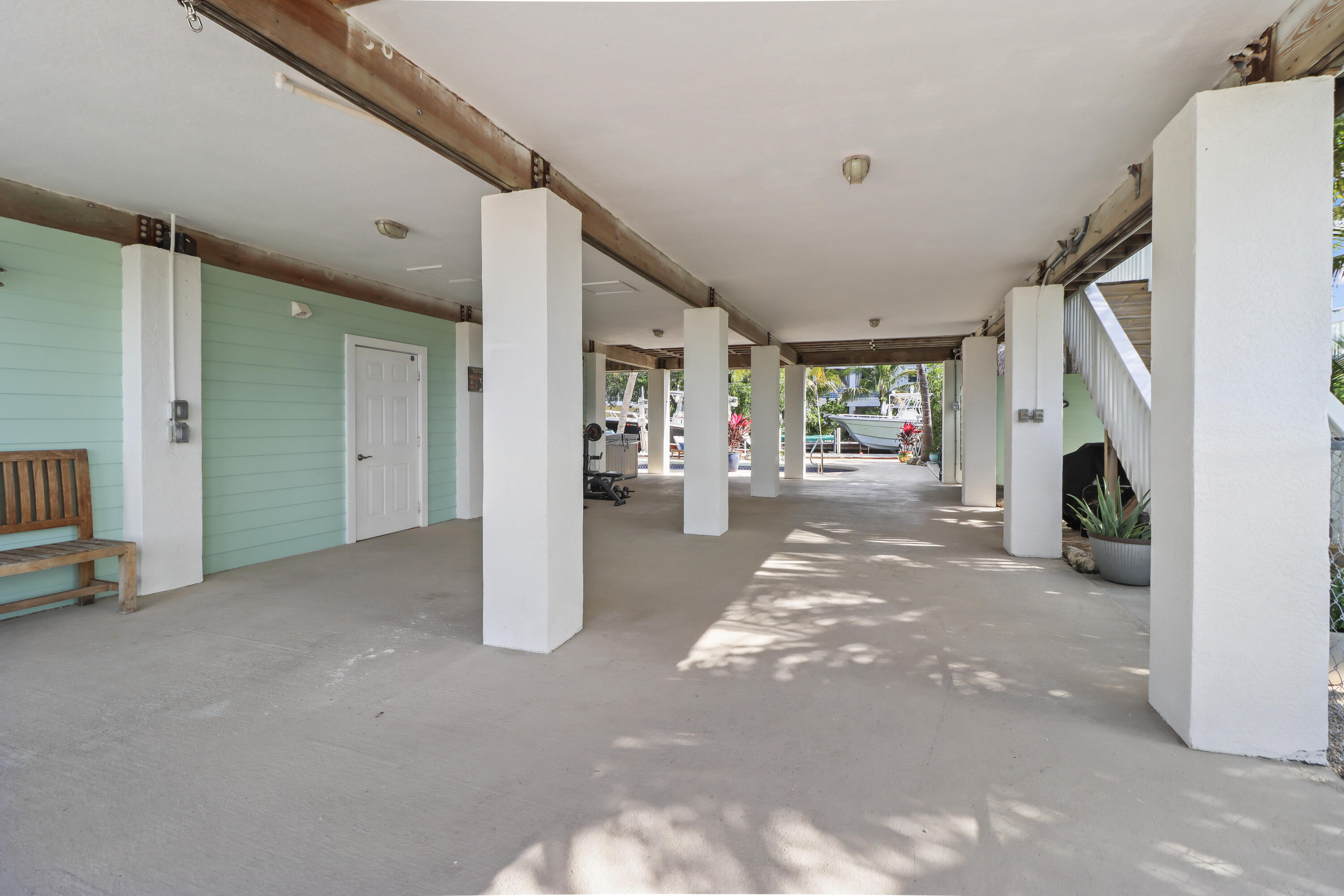 537 Heck Avenue