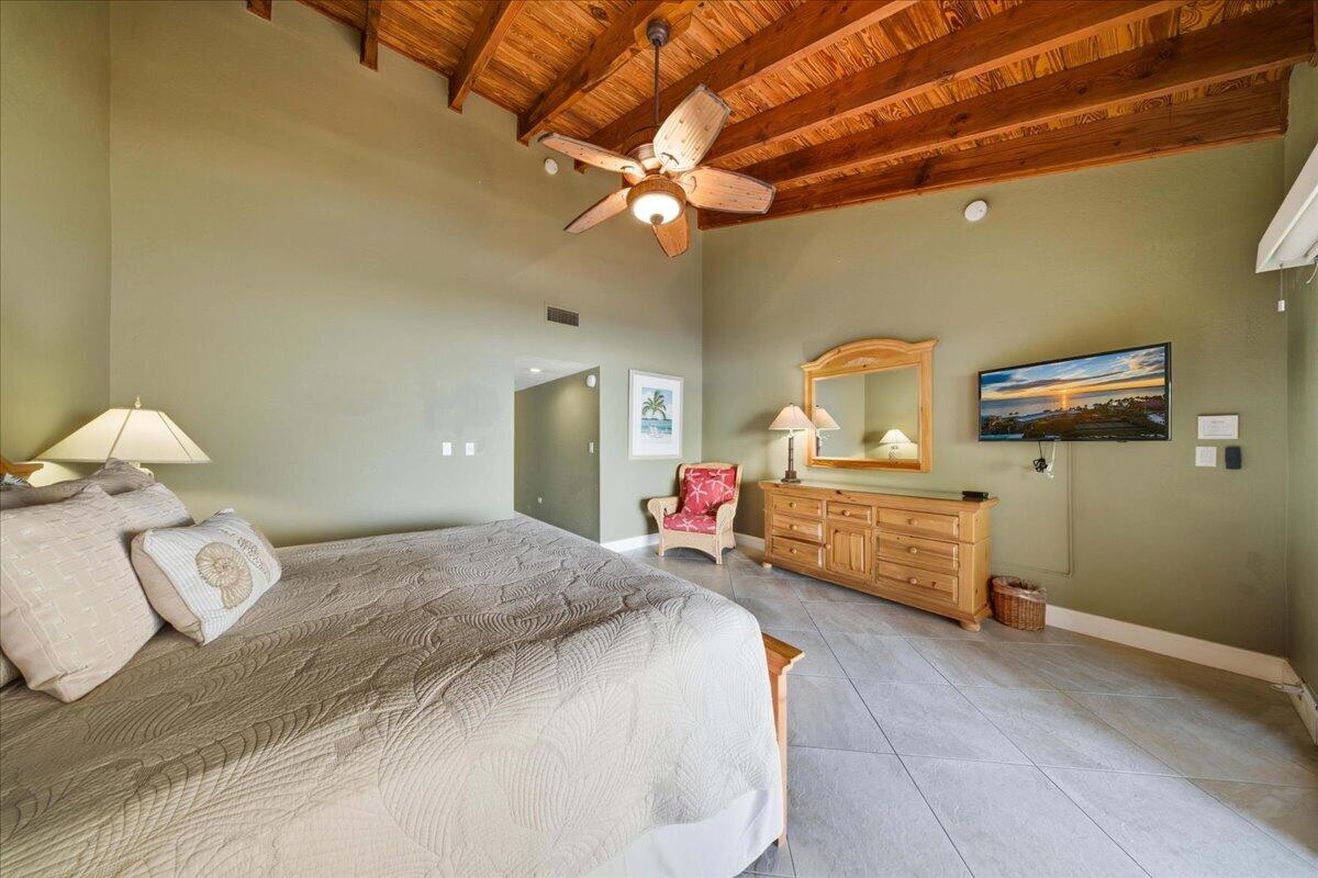 1133 W Ocean Drive 7