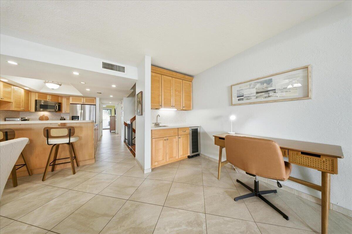 1133 W Ocean Drive 7