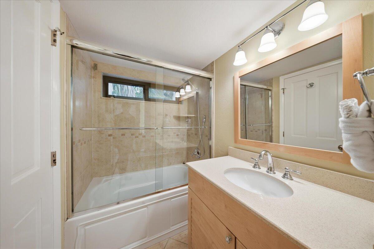 1133 W Ocean Drive 7