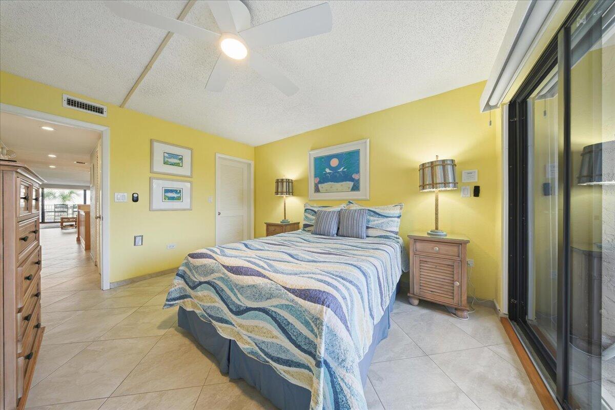 1133 W Ocean Drive 7
