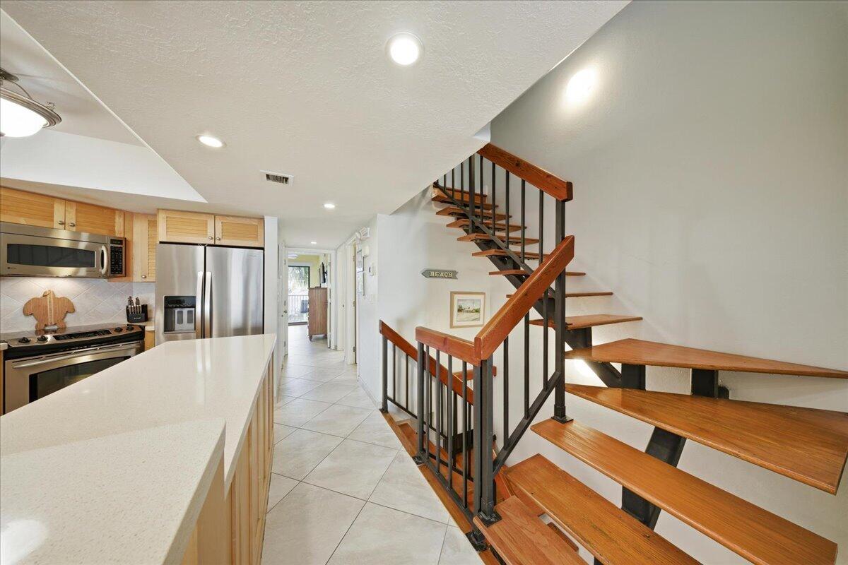 1133 W Ocean Drive 7