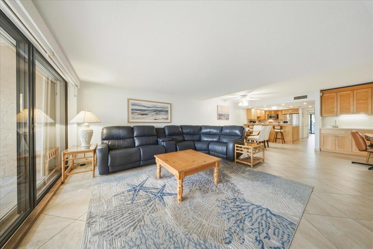 1133 W Ocean Drive 7