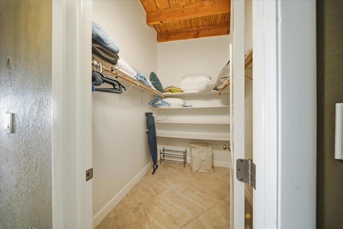 1133 W Ocean Drive 7