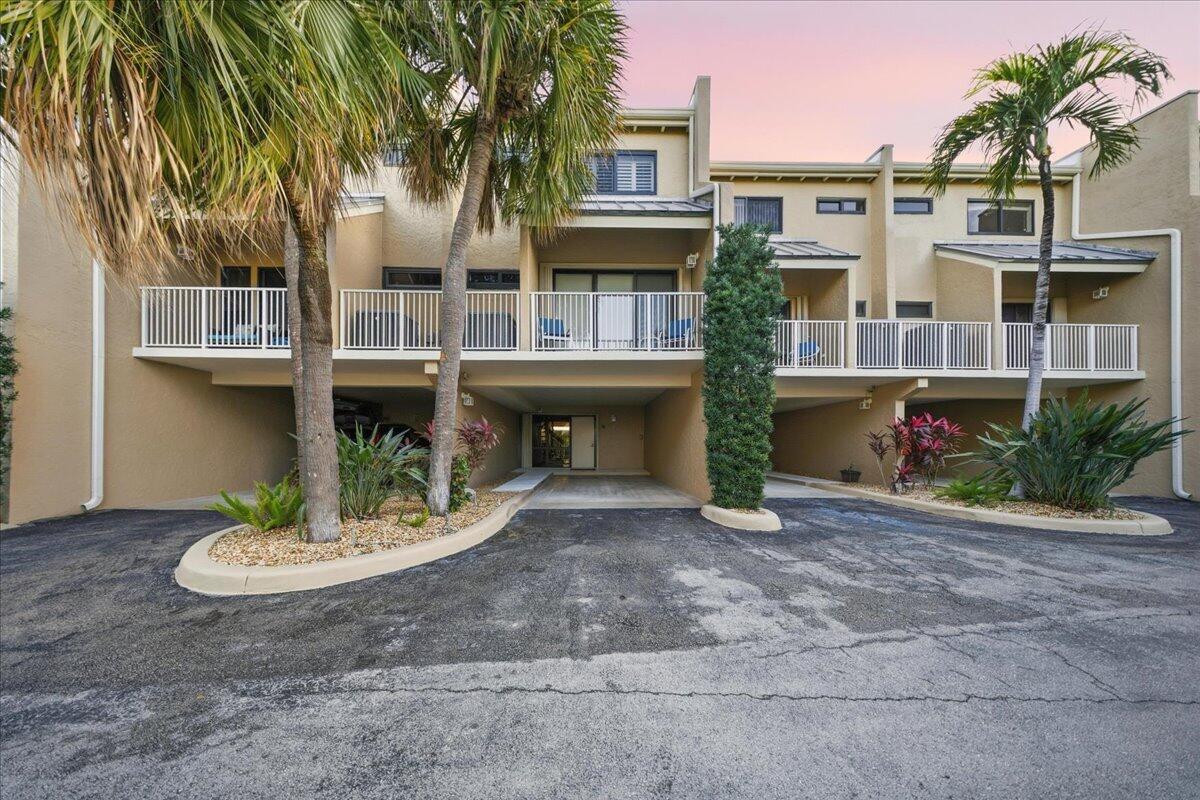 1133 W Ocean Drive 7