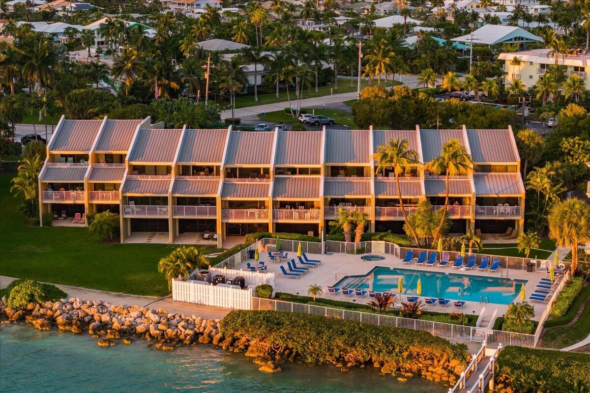 1133 W Ocean Drive 7
