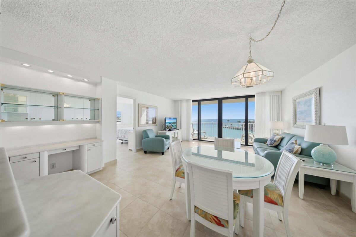 2000 Coco Plum Drive 601