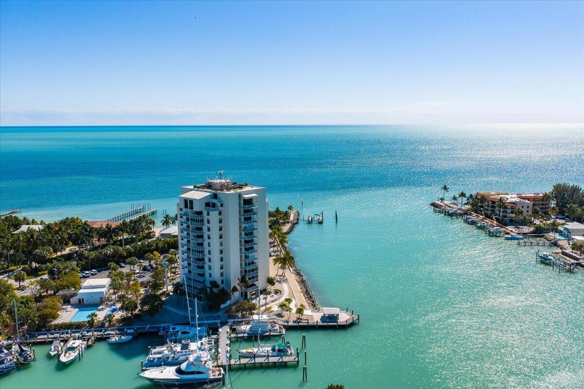 2000 Coco Plum Drive 601