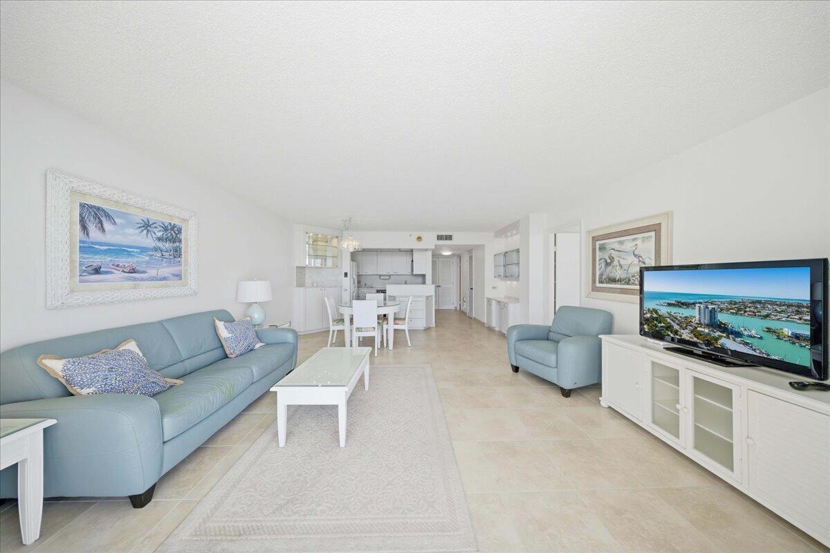 2000 Coco Plum Drive 601
