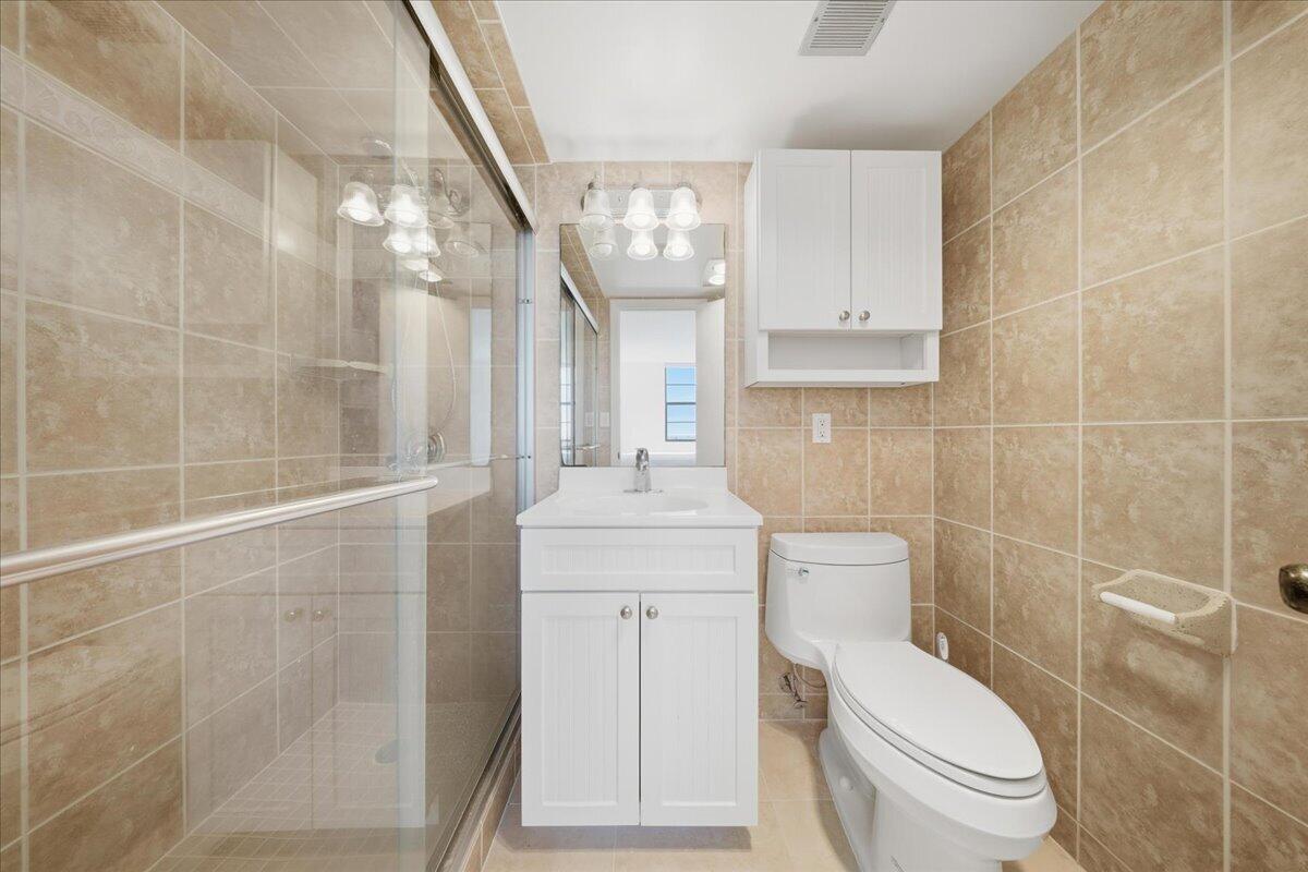 2000 Coco Plum Drive 601