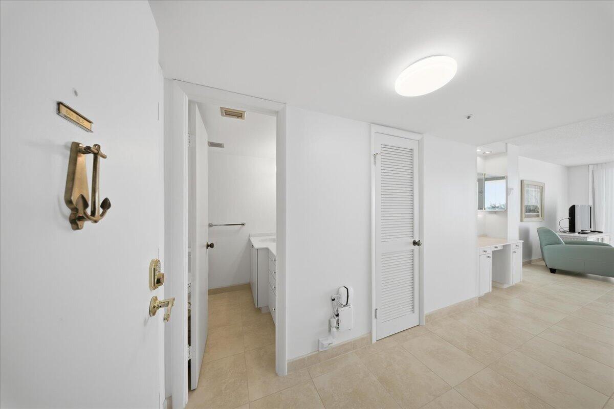 2000 Coco Plum Drive 601