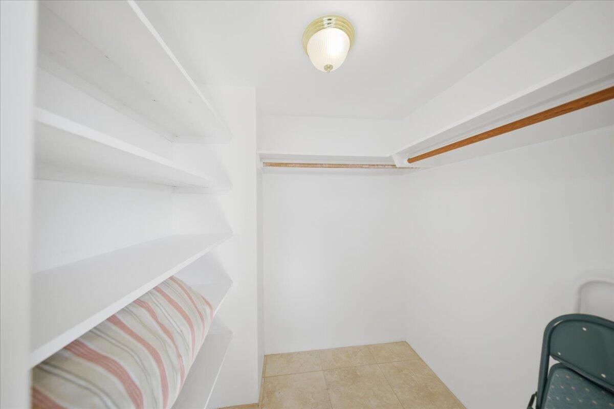 2000 Coco Plum Drive 601