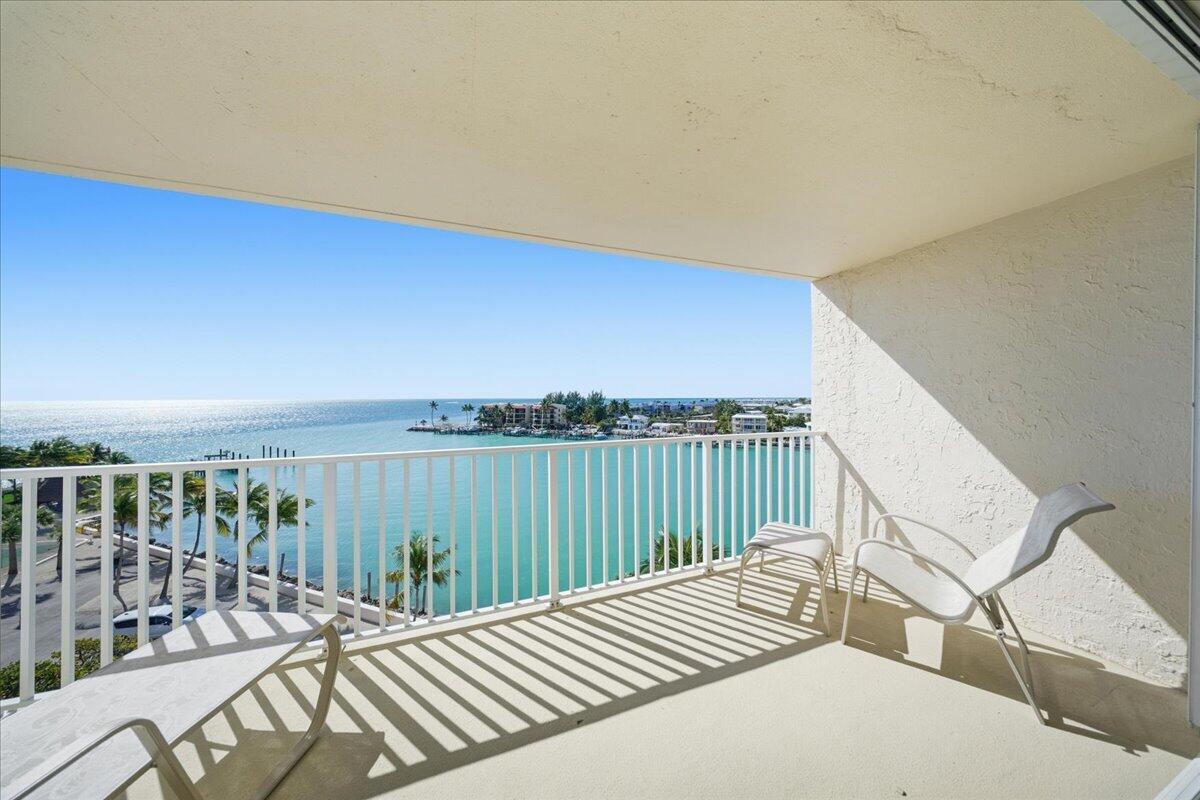 2000 Coco Plum Drive 601