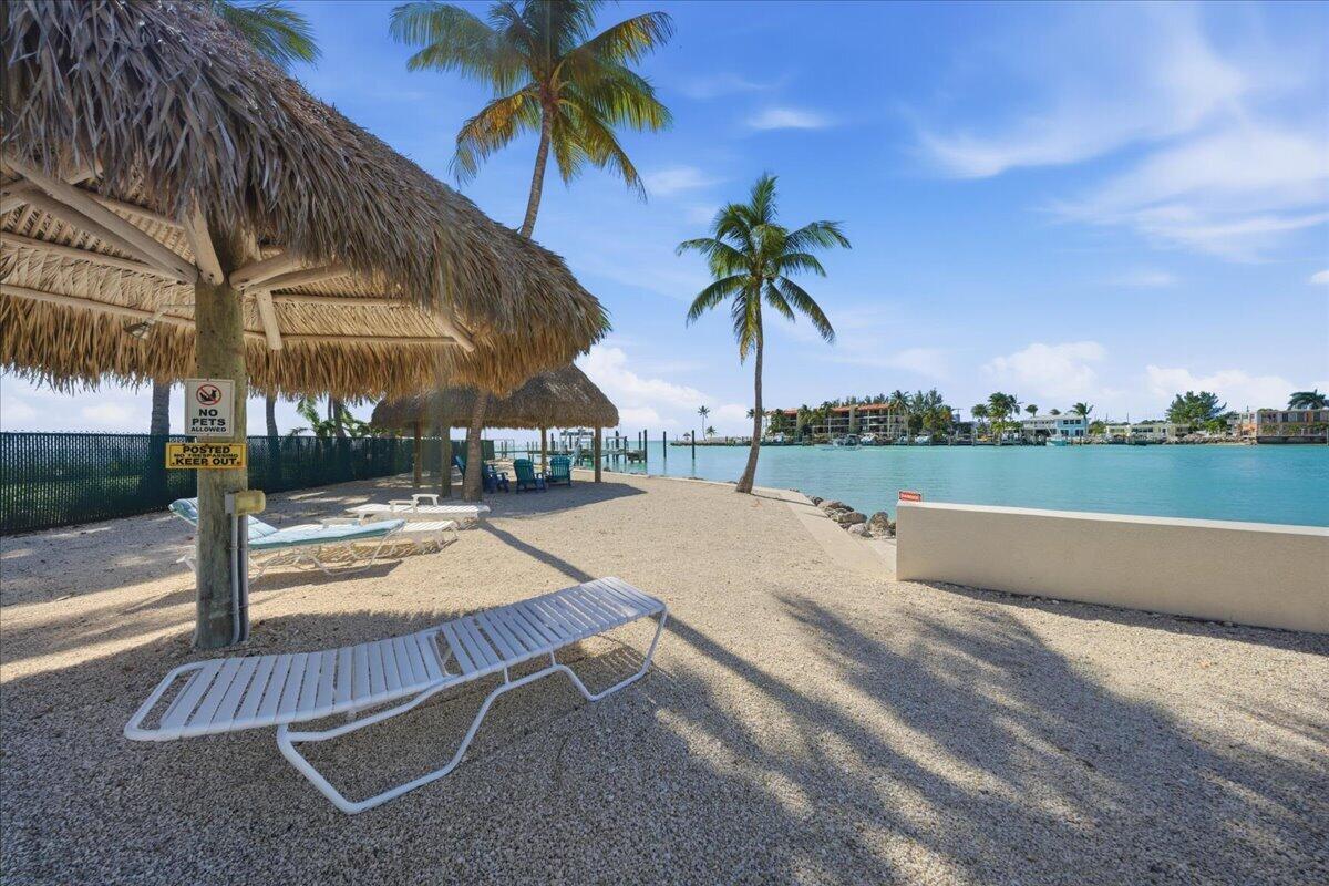 2000 Coco Plum Drive 601
