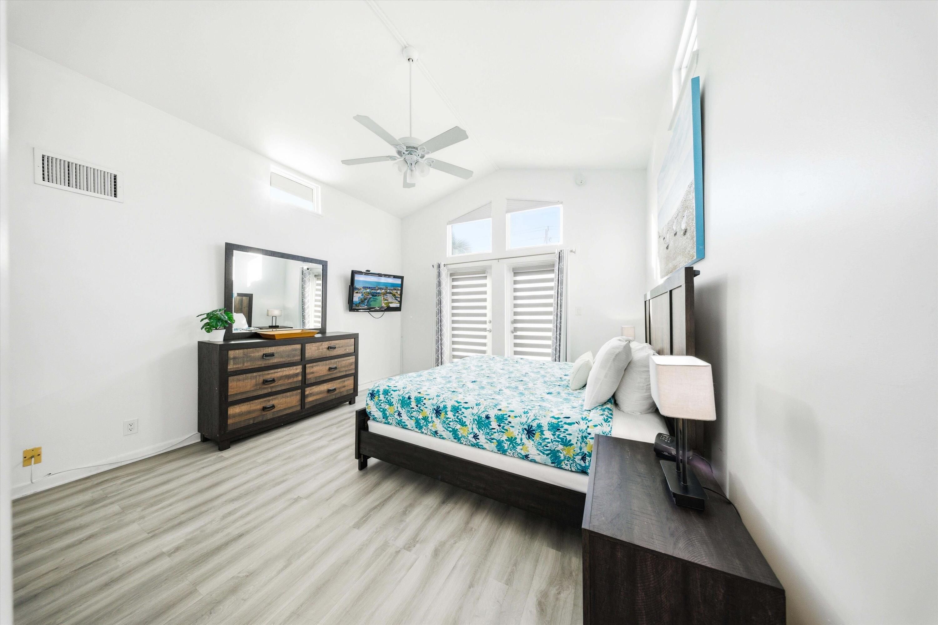 340-350 E Ocean Drive
